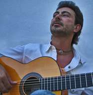 Jose Antonio Rodrigez ”El Guitarrista Azul”