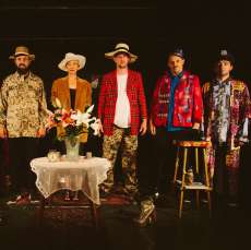 Video: Elemental - ”Usta na usta”   