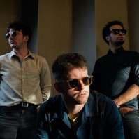 The Black Room sviraju kao support bendu The Jesus and Mary Chain