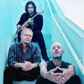 R.E.M. najavili izlazak novog albuma ‘Collaps  Into  Now’